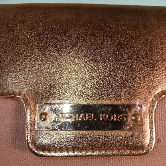 Michael kors clutch - Picture 3 of 4